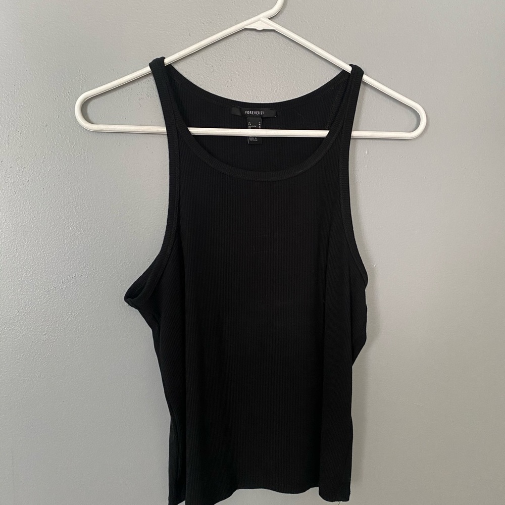 Tank top bundle - Picture 6 of 8